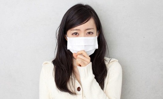 嫌摘口罩麻煩不喝水 會增加腦血栓風(fēng)險 嫌摘口罩麻煩不喝水 會增加腦血栓風(fēng)險