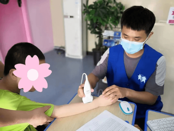 南京澳思泰參加“關(guān)愛(ài)慰問(wèn)特殊兒童”活動(dòng) 為骨質(zhì)健康護(hù)航 南京澳思泰參加“關(guān)愛(ài)慰問(wèn)特殊兒童”活動(dòng) 為骨質(zhì)健康護(hù)航